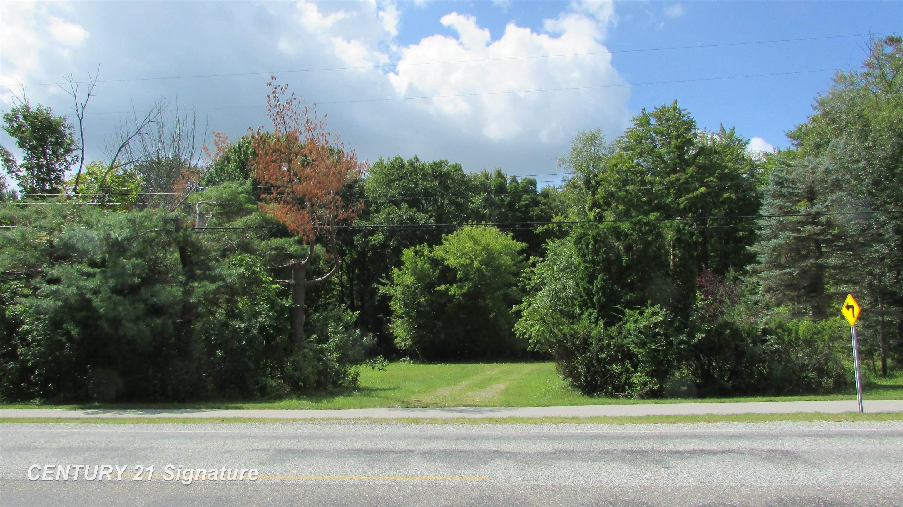 9465 Midland Road, Freeland MI 48623 photo 1
