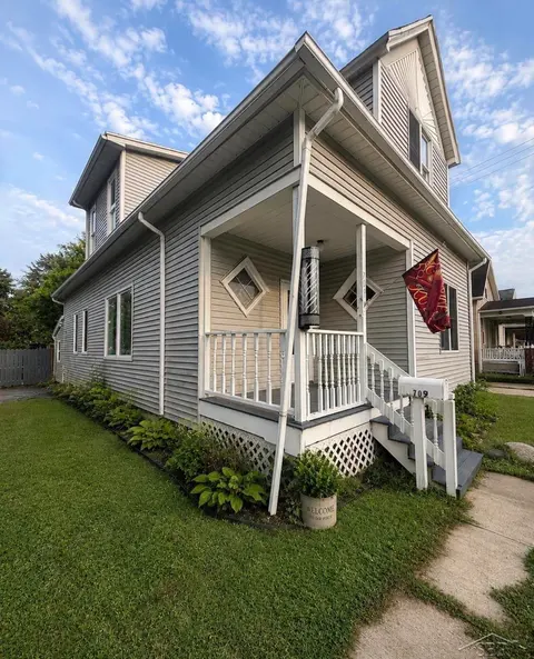 709 S Jackson Street, Bay City MI 48708 photo 3