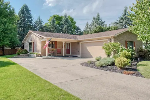 1105 Corlett Drive, Owosso MI 48867-4926 home for sale