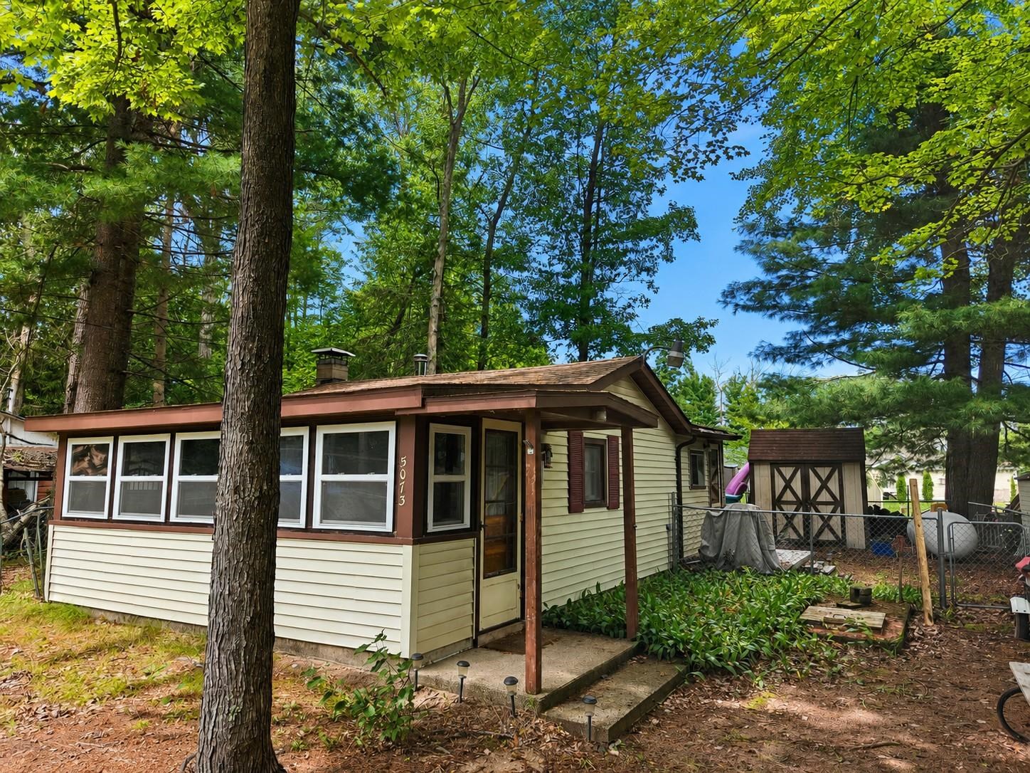 5073 E Cranberry Lake Road, Harrison MI 48625 photo 1