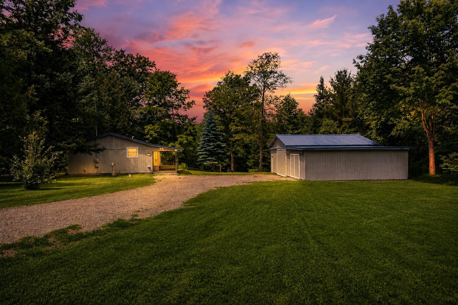 1517 S Whitney Road, Beaverton MI 48612 photo 1