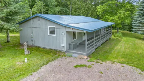 1517 S Whitney Road, Beaverton MI 48612 photo 3