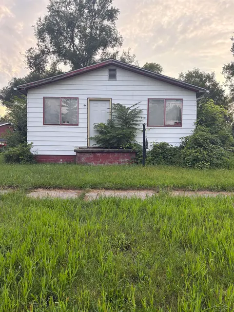545 S 10th Street, Saginaw MI 48601 home for sale