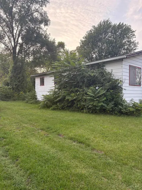 545 S 10th Street, Saginaw MI 48601 photo 4