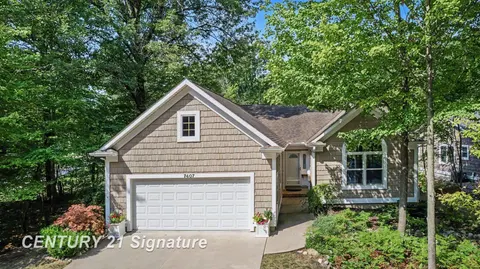 7407 Rock Hollow Ln Lane, Midland MI 48642 photo 3