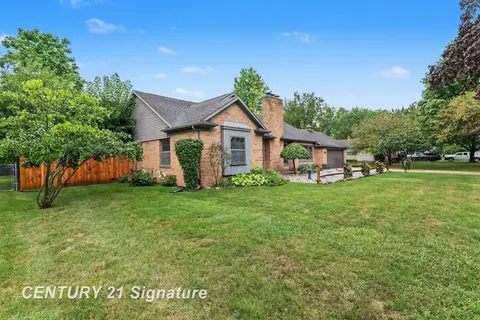 1375 Lathrup Park, Saginaw MI 48638 photo 3