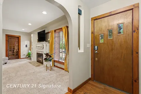 1375 Lathrup Park, Saginaw MI 48638 photo 4