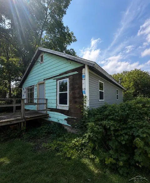 2421 Collingwood Avenue, Saginaw MI 48601 home for sale