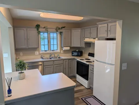 1512 E Gaylord Street # 7, Mount Pleasant MI 48858 photo 3
