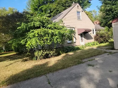 16 Southlawn Street, Saginaw MI 48602 photo 2