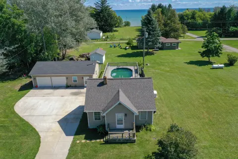 8124 3rd Street, Forestville MI 48434 photo 2