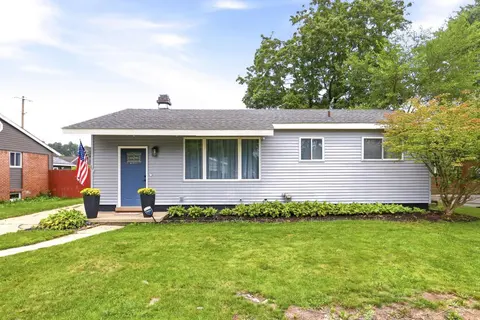 1414 Clay Street, Midland MI 48642 photo 2