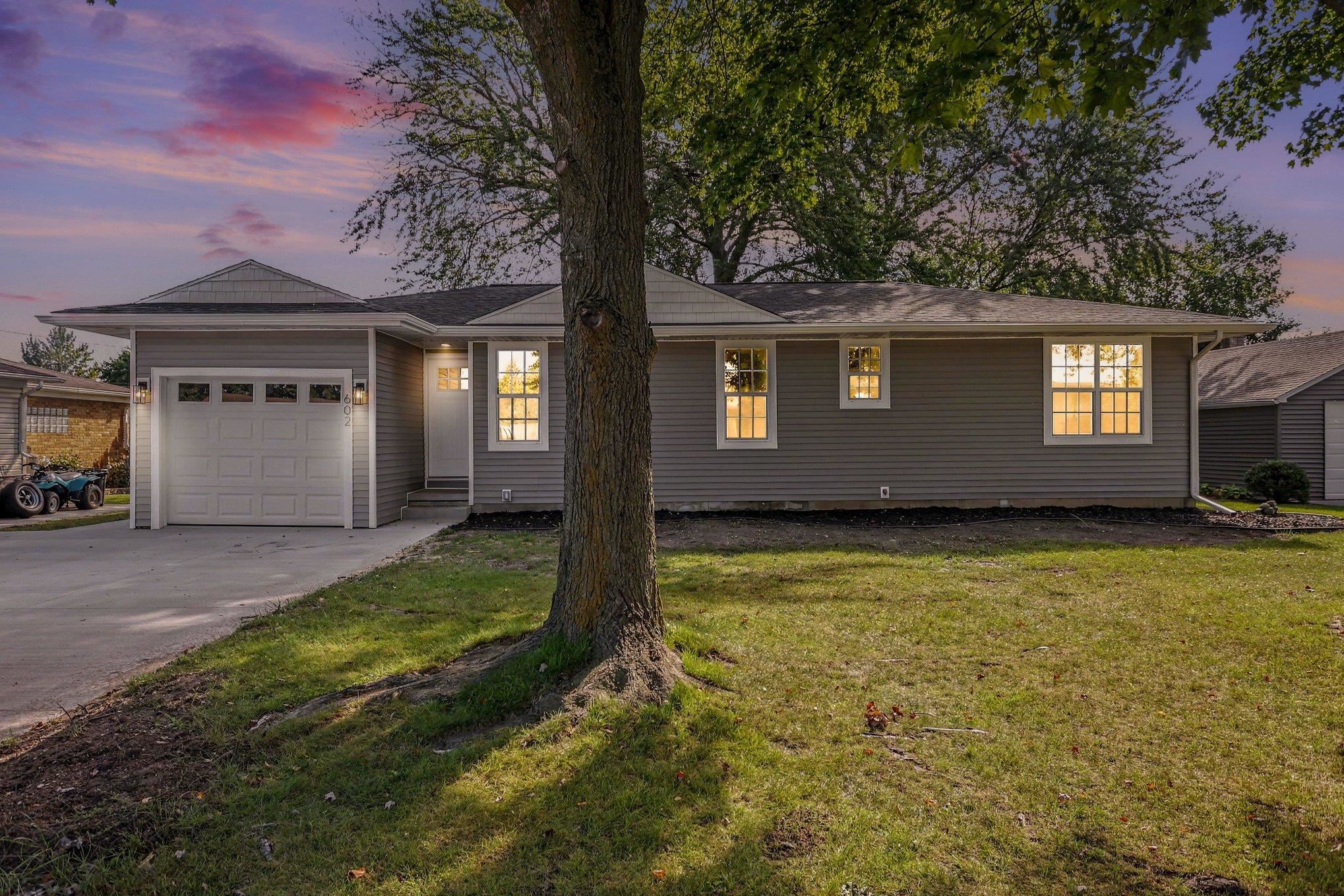 602 Webb Drive, Bay City MI 48706 photo 1