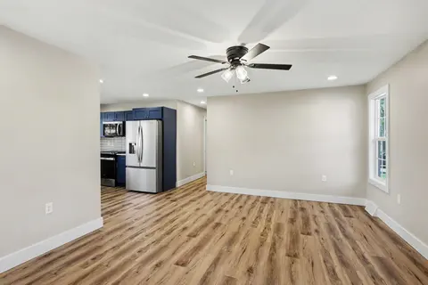 602 Webb Drive, Bay City MI 48706 photo 5