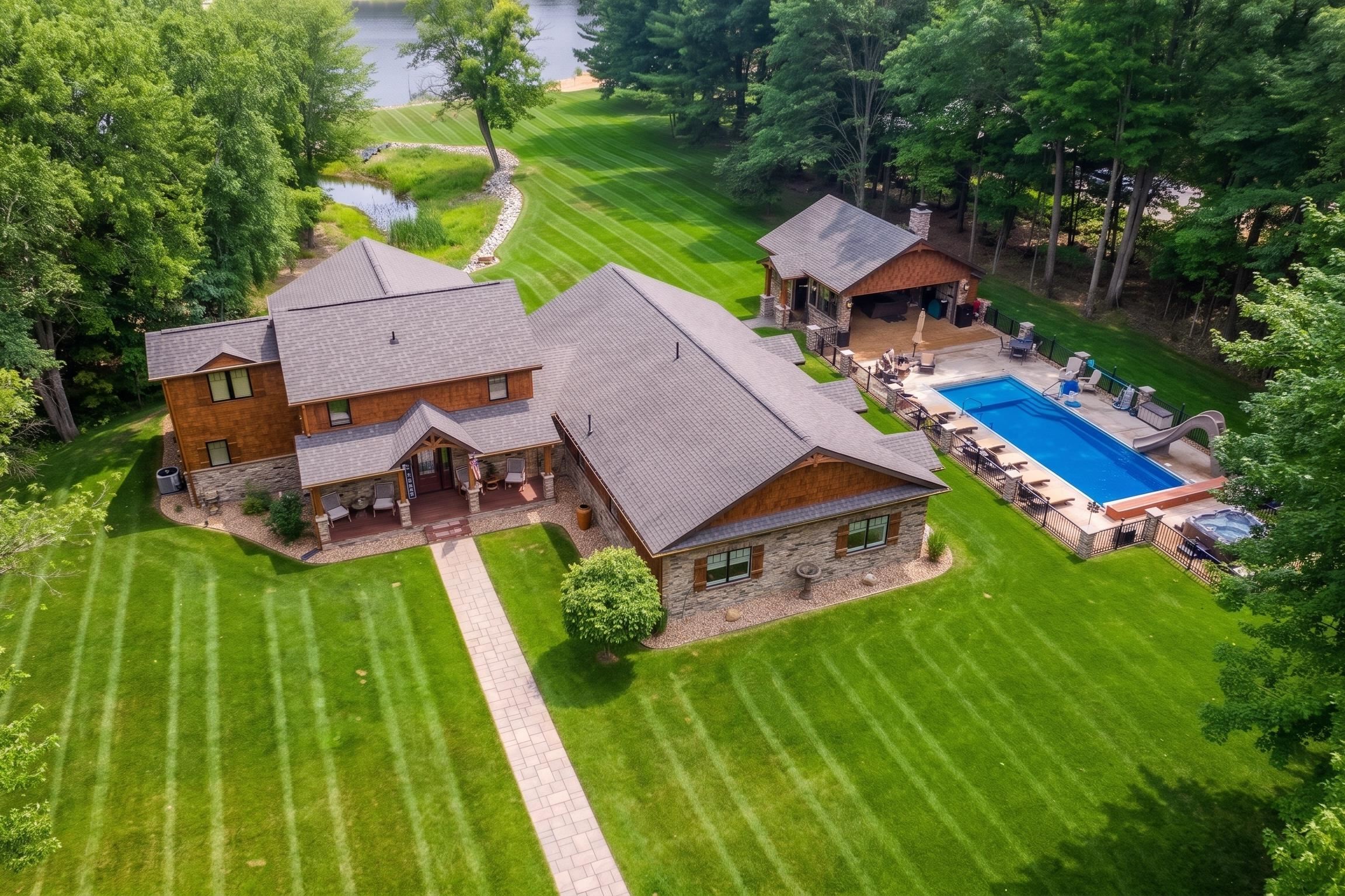 4074 Pineway Drive, Gladwin MI 48624 photo 1