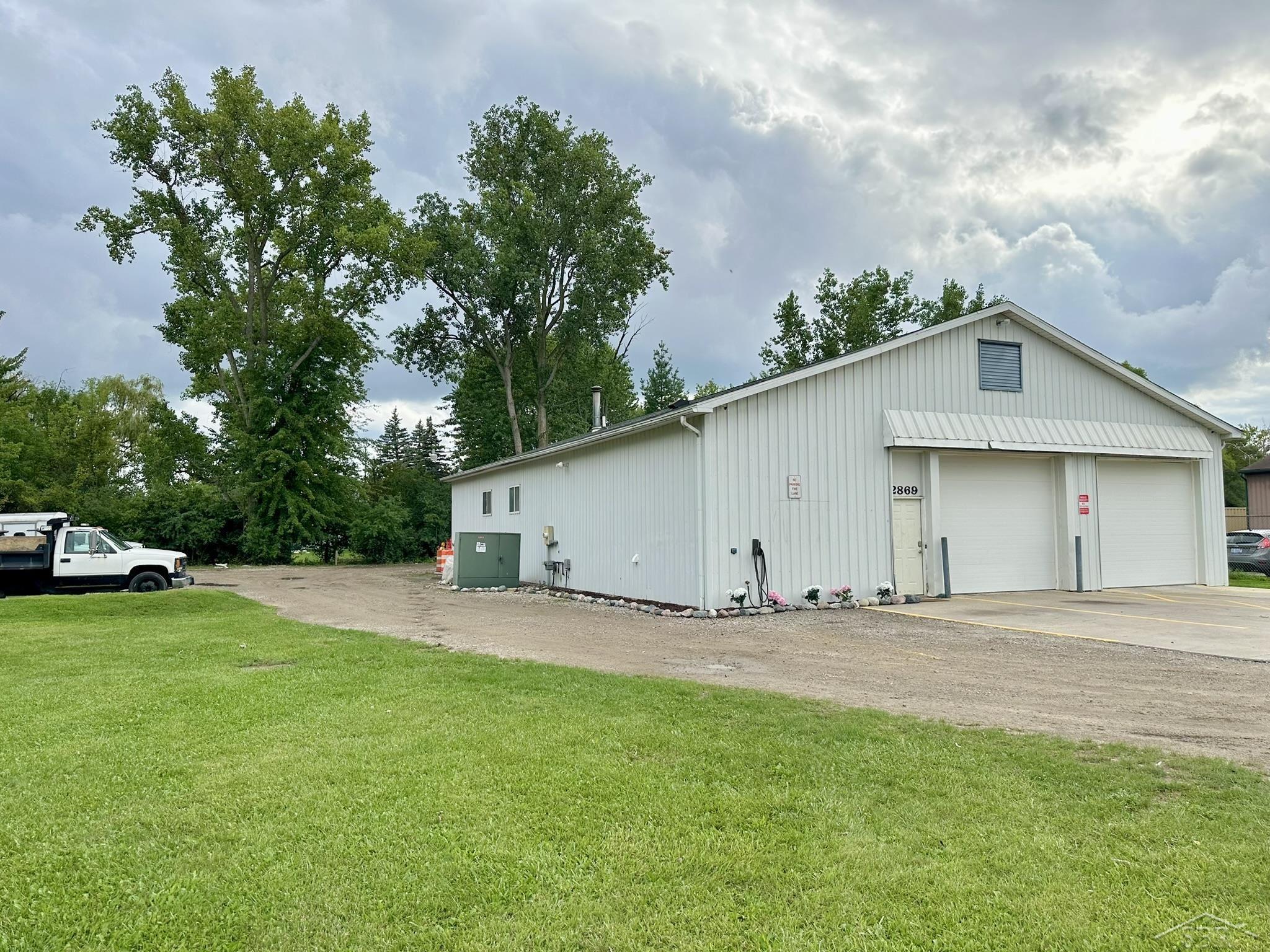 2869 Vogue Boulevard, Saginaw MI 48603 photo 1