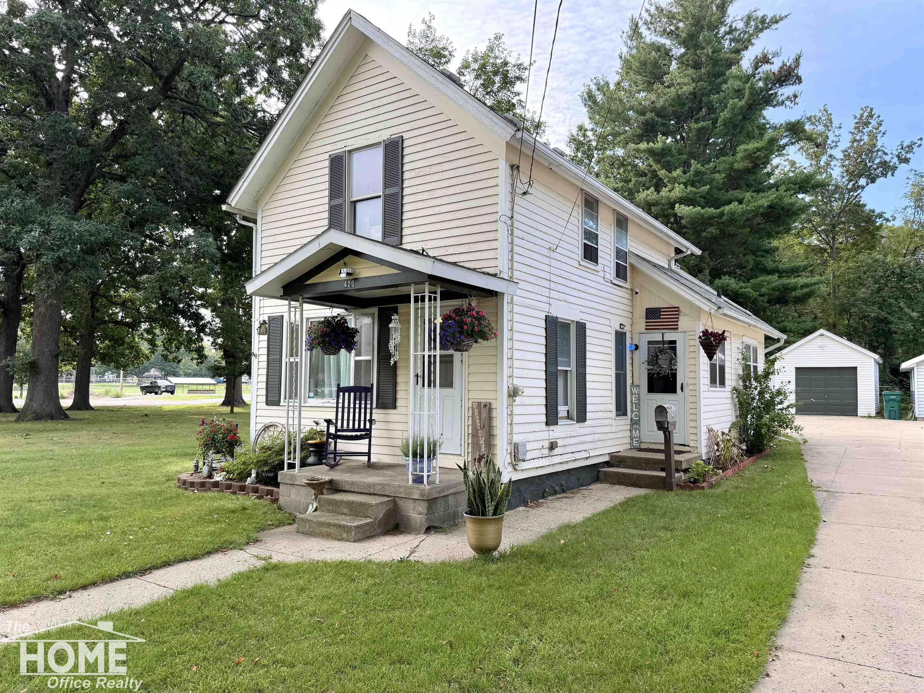420 E King Street, Owosso MI 48867 photo 1