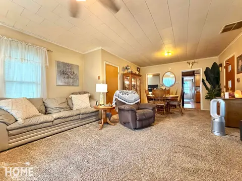 420 E King Street, Owosso MI 48867 photo 3