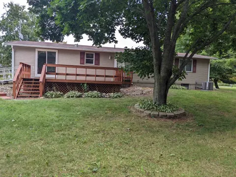 4711 N Elevator Road, Pinconning MI 48650 photo 3