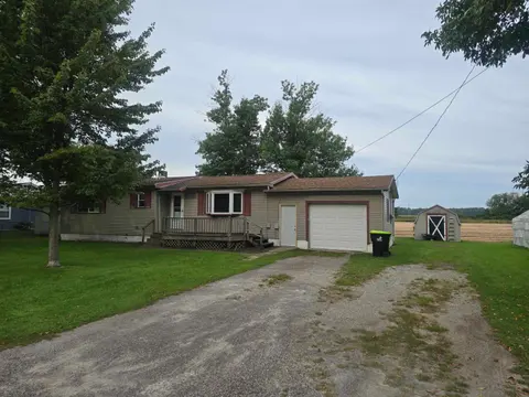 277 N Elevator Road, Linwood MI 48634-9302 photo 2