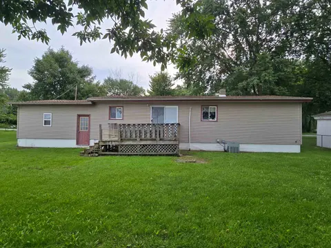 277 N Elevator Road, Linwood MI 48634-9302 photo 5