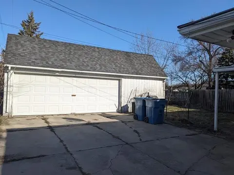 82 Cedar Drive, Bay City MI 48708 photo 2
