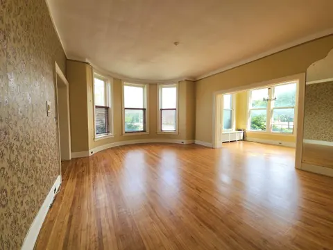 814 Center Apt. A Avenue # A, Bay City MI 48708 photo 5