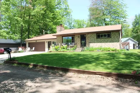 1749 Lake Drive, Harrison MI 48625 home for sale