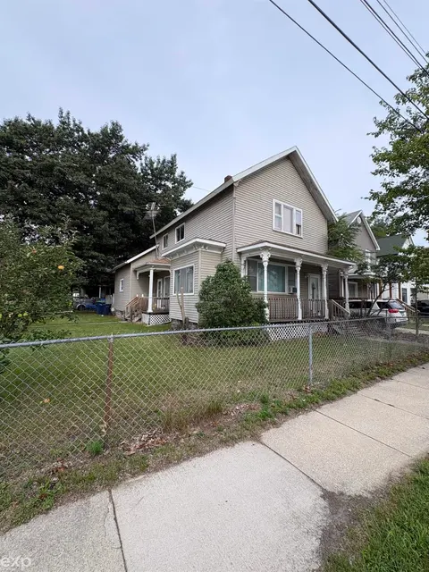 201 State Street, Bay City MI 48706 photo 2