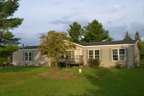1617 Aberdeen Drive, Gladwin MI 48624 home for sale