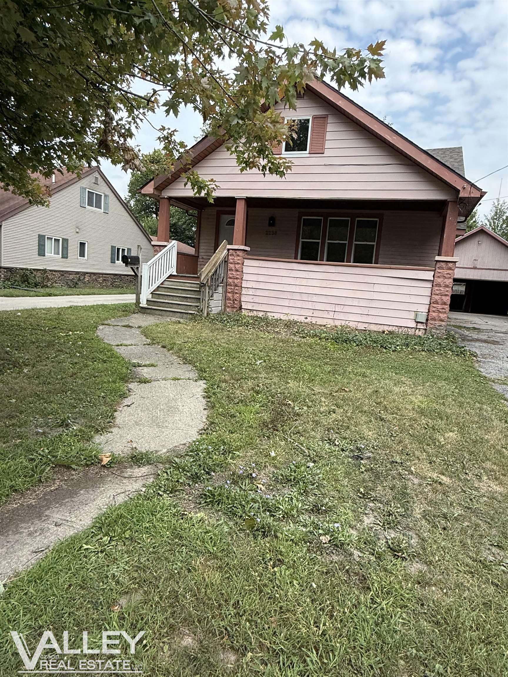 2236 Mc Ewan Street, Saginaw MI 48602 photo 1