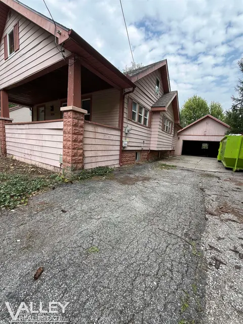 2236 Mc Ewan Street, Saginaw MI 48602 photo 2