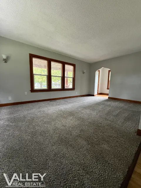 2236 Mc Ewan Street, Saginaw MI 48602 photo 3