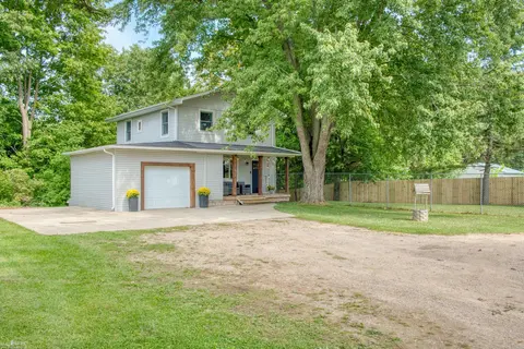 280 W Henderson Road, Owosso MI 48867 home for sale