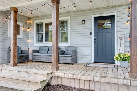 280 W Henderson Road, Owosso MI 48867 photo 2