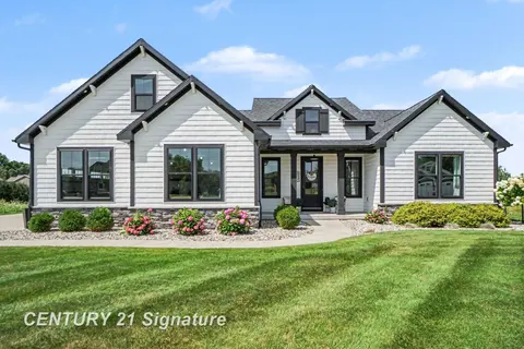 8937 N Meadows Court, Freeland MI 48623 home for sale