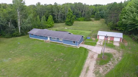3664 N Geneva Road, Coleman MI 48618 photo 4