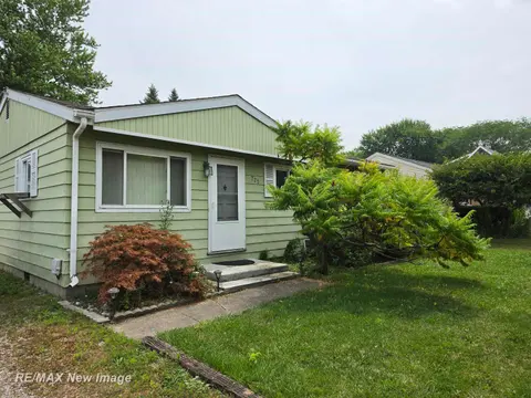 771 S Center Road, Saginaw MI 48638 home for sale
