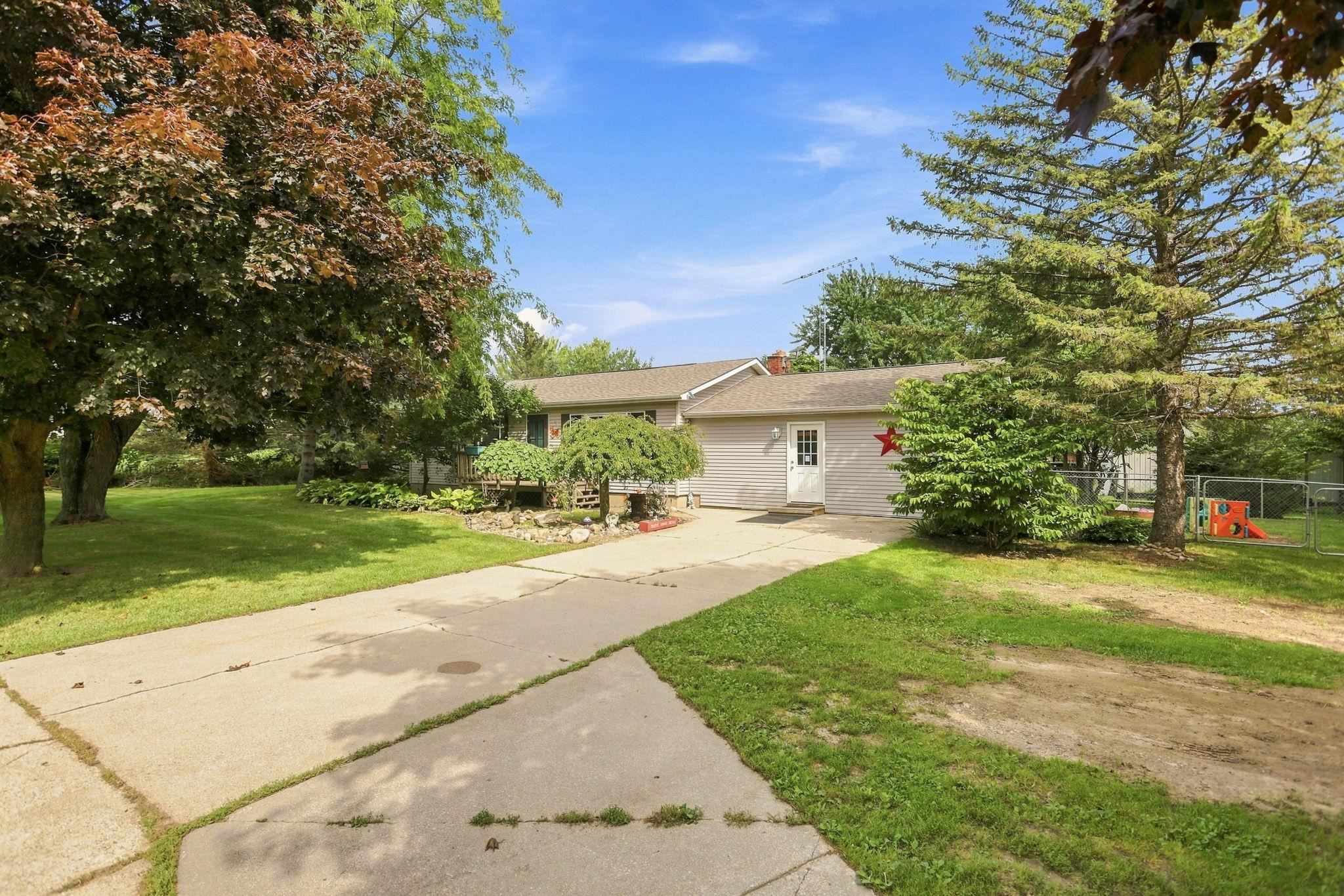 4621 Hurds Corner Road, Mayville MI 48744 photo 1