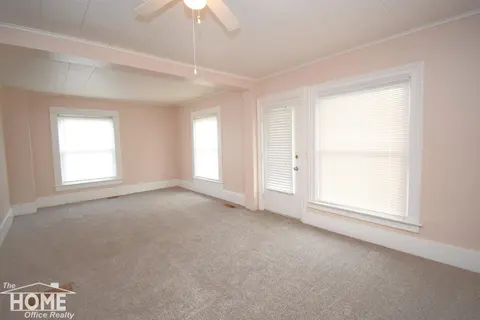 706 Corunna Avenue, Owosso MI 48867 photo 3