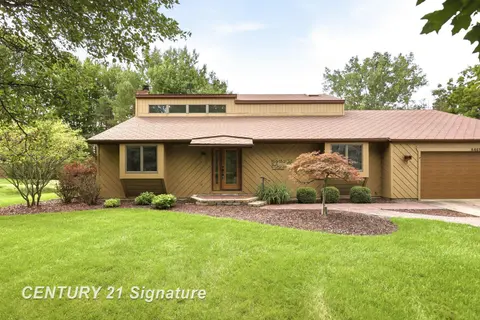8461 W Glencarin Drive, Saginaw MI 48609 photo 3