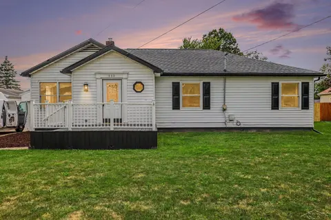 113 Maple Street, Auburn MI 48611 home for sale