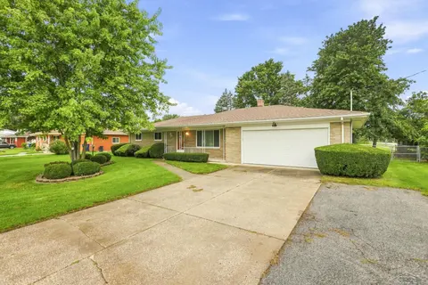 2520 Moonglow Drive, Saginaw MI 48603 photo 2