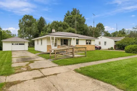 130 Gaige Street, Croswell MI 48422 photo 4