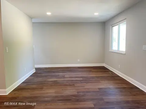 417 S 19th Street, Saginaw MI 48601 photo 5