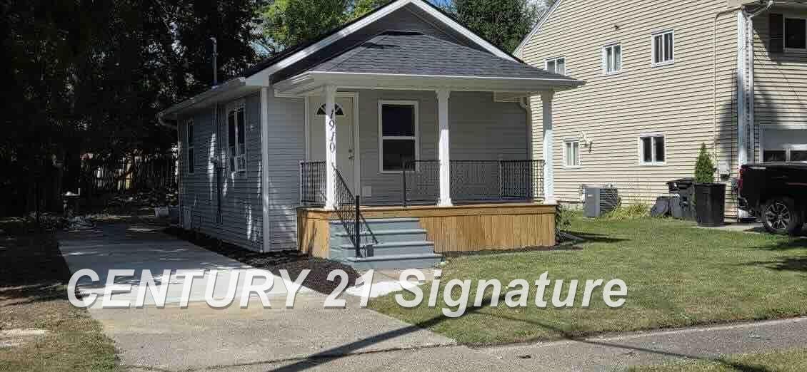 1910 Newberry Drive, Saginaw MI 48602 photo 1