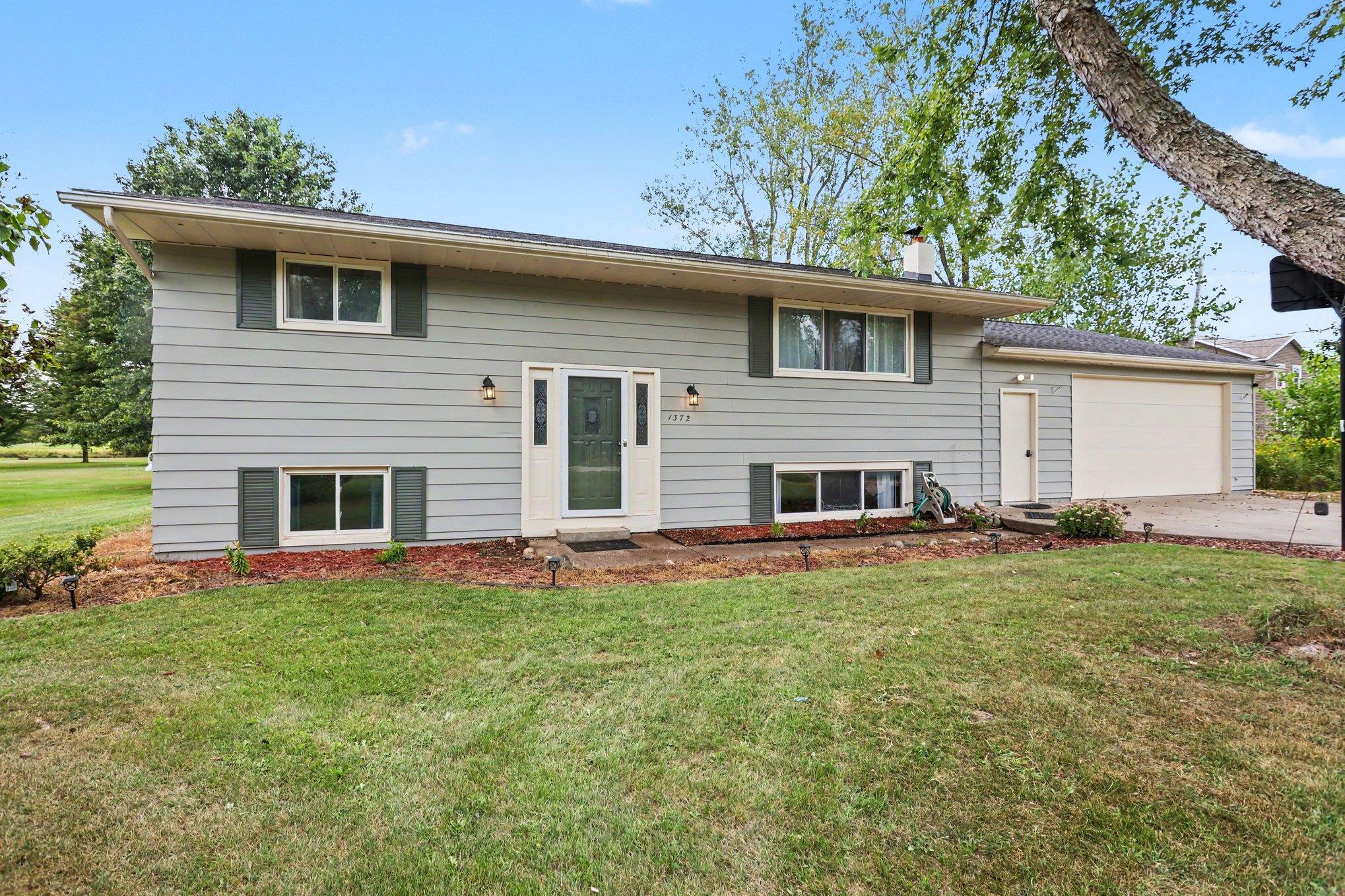 1372 S 9 Mile Road, Bay City MI 48631 photo 1