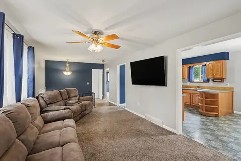 1372 S 9 Mile Road, Bay City MI 48631 photo 5