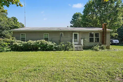 3714 N Finley Lake Avenue, Harrison MI 48625 photo 2