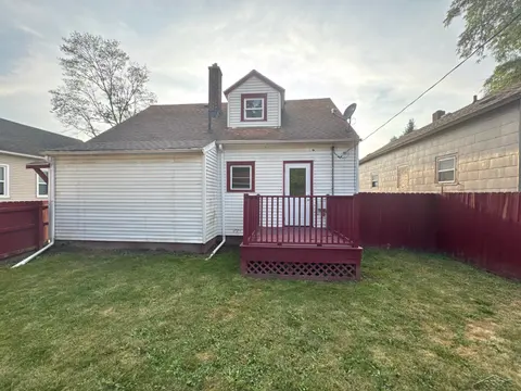 813 Fitzhugh Street, Bay City MI 48708 photo 2